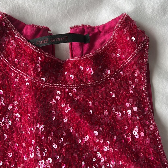 HOT pink sequin crop top with beaded edges - LIKE NEW - Picture 2 of 3